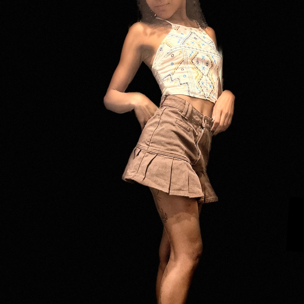 Mini skirt flair
